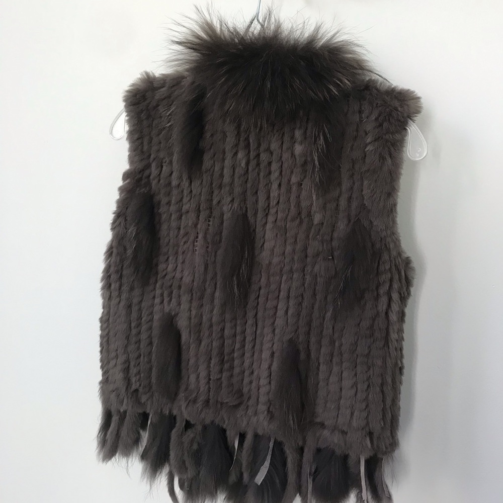 Fabulous Rabbit Fur Vest - Picture 6 of 8